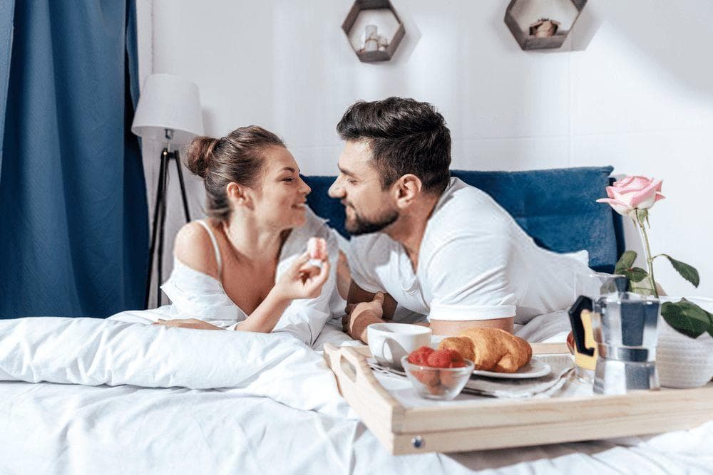 İkizler Burcu Kadını Koç Burcu Erkeği Uyumu