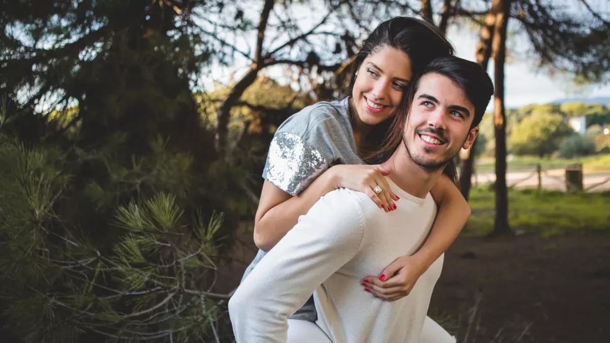 Oğlak Burcu Kadını Koç Burcu Erkeği Uyumu