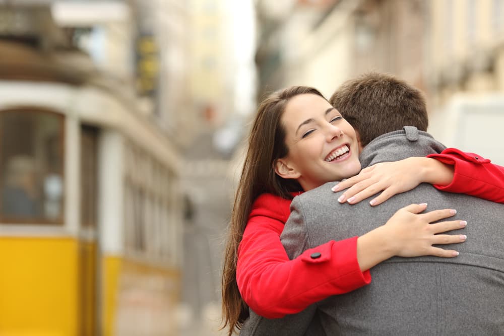 Yay Burcu Kadını Terazi Burcu Erkeği Uyumu