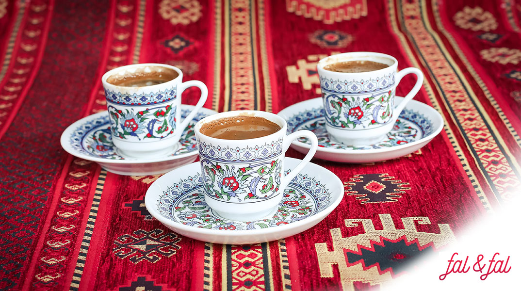 Asla vazgeçemediğimiz bir gelenek; kahve falı!