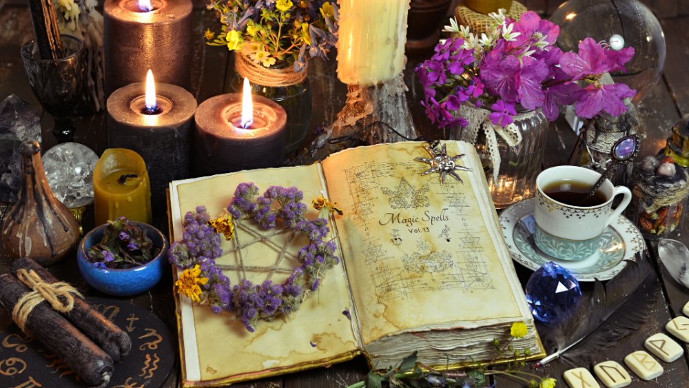 2025’in Astroloji Şifreleri: Burcunuz Ne Söylüyor?