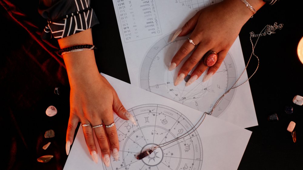 Astrolojiye Göre Hangi Burç Sizi En Çok Anlar?