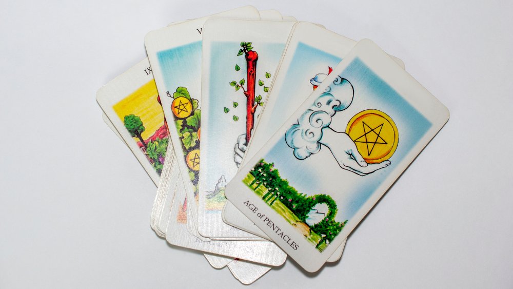 Küçük Arkana Kartları: Tarot'un Günlük Rehberleri