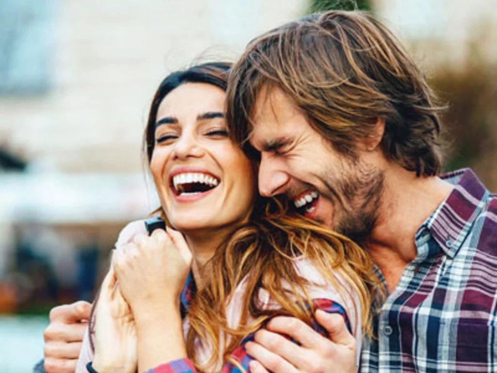 Terazi Burcu Kadını Yay Burcu Erkeği Uyumu