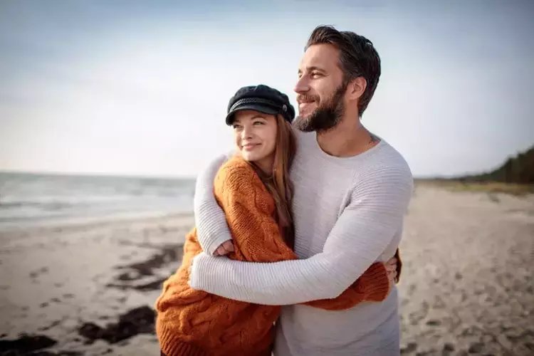Yengeç Burcu Kadını Yay Burcu Erkeği Uyumu